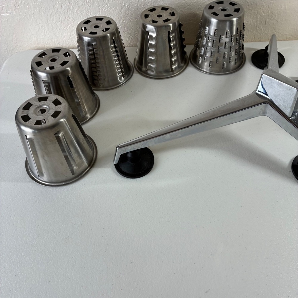 Vintage Saladmaster Food Processor Shredder With 5 Cones & Guard , Pre-owned - Picture 5 of 13